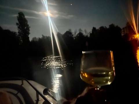 signal 2023 10 02 225225